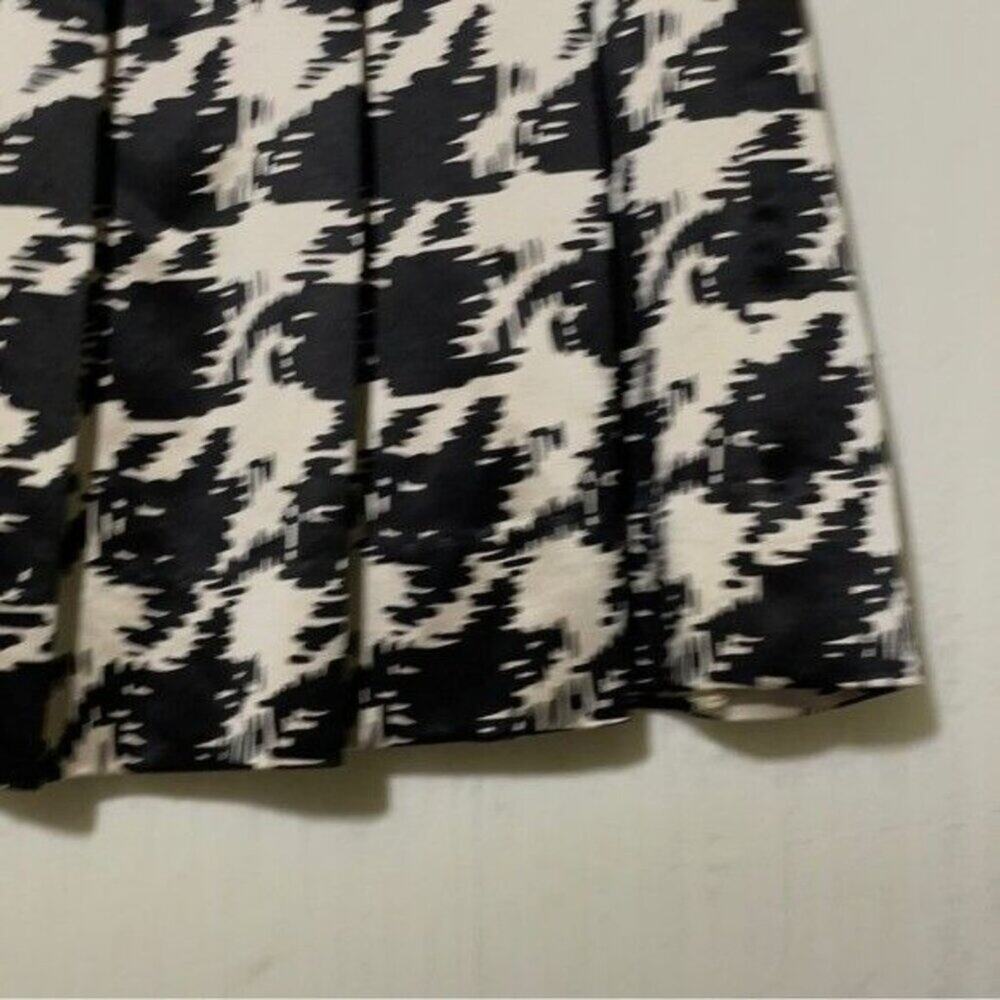 Trina Turk Houndstooth Pleated Skirt Wool Silk Blend Black White Size 4 Lined - Picture 9 of 9